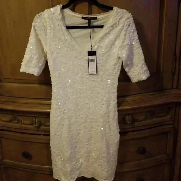 BCBG MAXAZRIA SEQUENCE WHITE DRESS 👗 - Picture 4 of 5